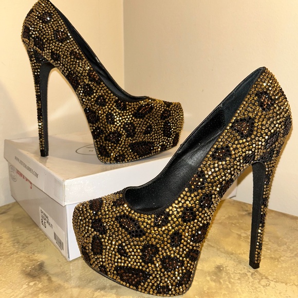 SOLD!!! Steve Madden Leopard Bling Platform Heel (US 8.5) - Picture 1 of 9